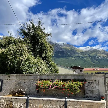 Piazzetta Del Forno Appartamento Assergi Exterior foto